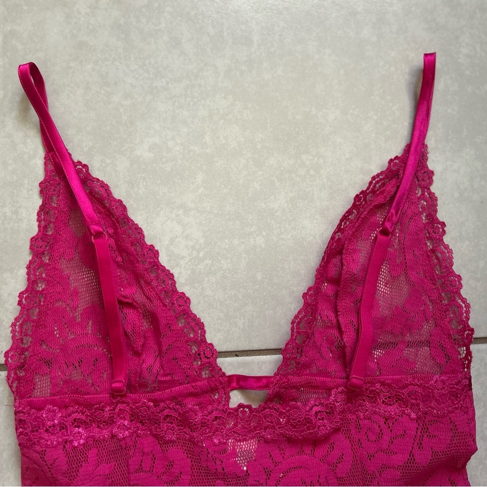 Vintage Y2K Victoria’s Secret Lace Rose Mesh Tank Top Pink Spaghetti Straps Slip - Picture 6 of 11